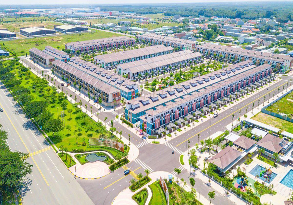 Tiện ích và nhà phố tại Sun Casa Central