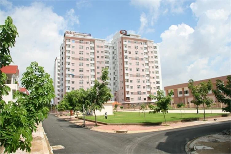 Nhà phố tại Khu dân cư Him Lam Ba Tơ
