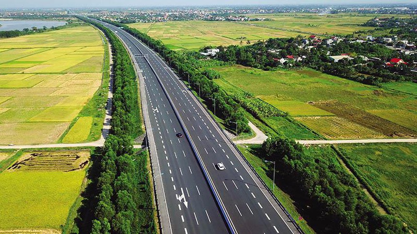 Cao tốc Bắc Nam mở ra cơ hội phát triển hạ tầng đô thị khu vực.