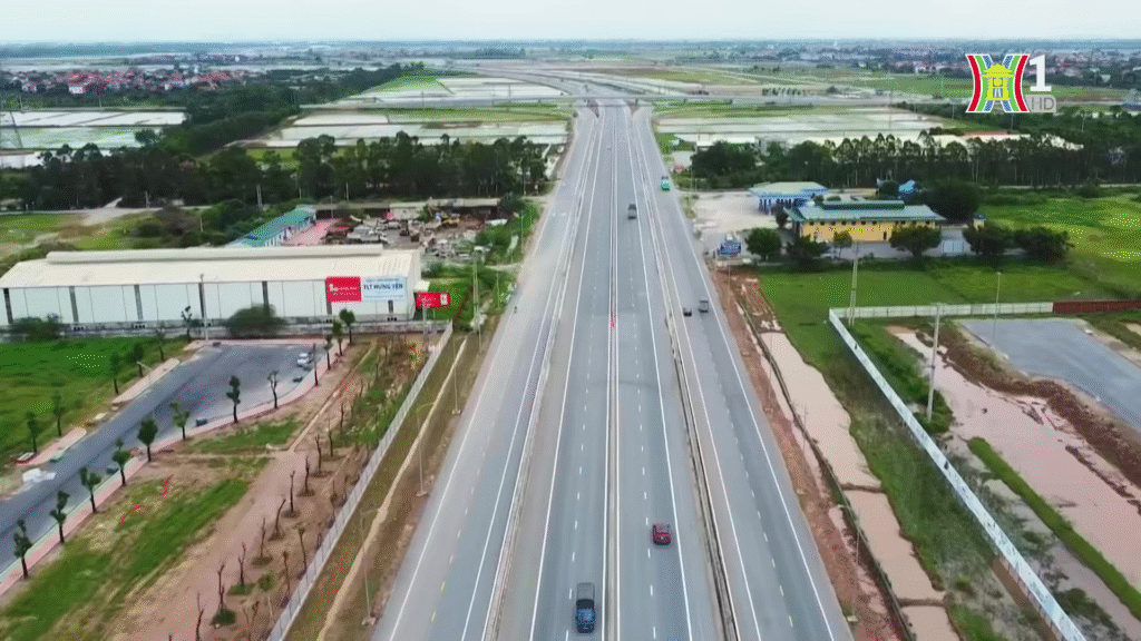 Cao tốc Hưng Yên Thái Bình giúp kết nối thuận tiện hơn với các trung tâm kinh tế lớn.