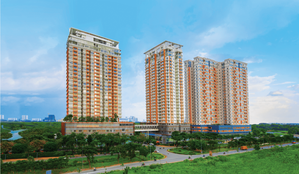 Top 5 căn hộ Nhà Bè: Không gian xanh, giá mềm cho gia đình trẻ Hình ảnh top căn hộ Nhà Bè với hồ bơi, khu vui chơi và khu sinh hoạt cộng đồng hiện đại.