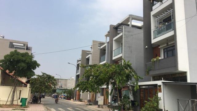 Cổng vào và hạ tầng Khu dân cư Đồng Phượng Quận 12