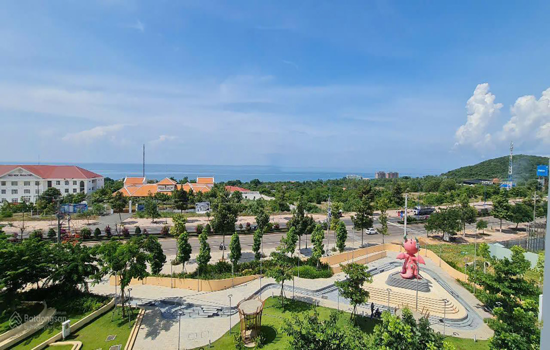 Toàn cảnh Mũi Né Summerland với công viên nước khổng lồ