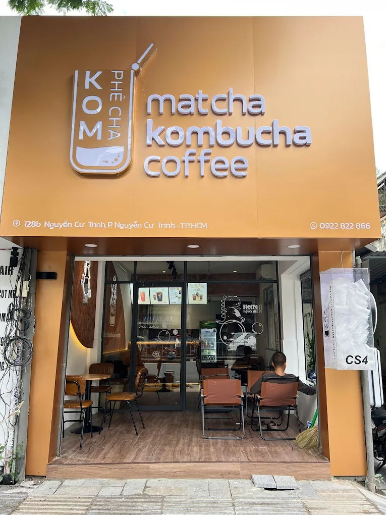 Mặt tiền tiệm Kom Phê Cha Nguyễn Cư Trinh