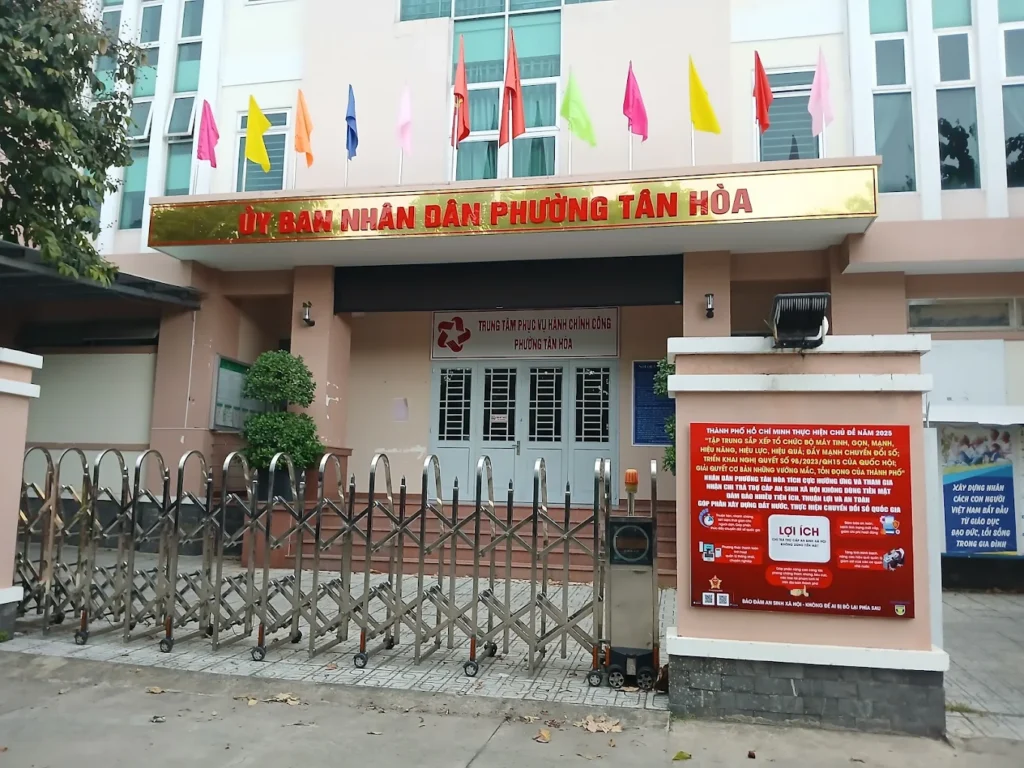Tìm hiểu thông tin mới nhất về UBND phường Tân Hòa sau sáp nhập UBND phường Tân Hòa TPHCM