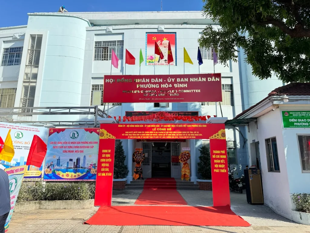 UBND phường Hòa Bình