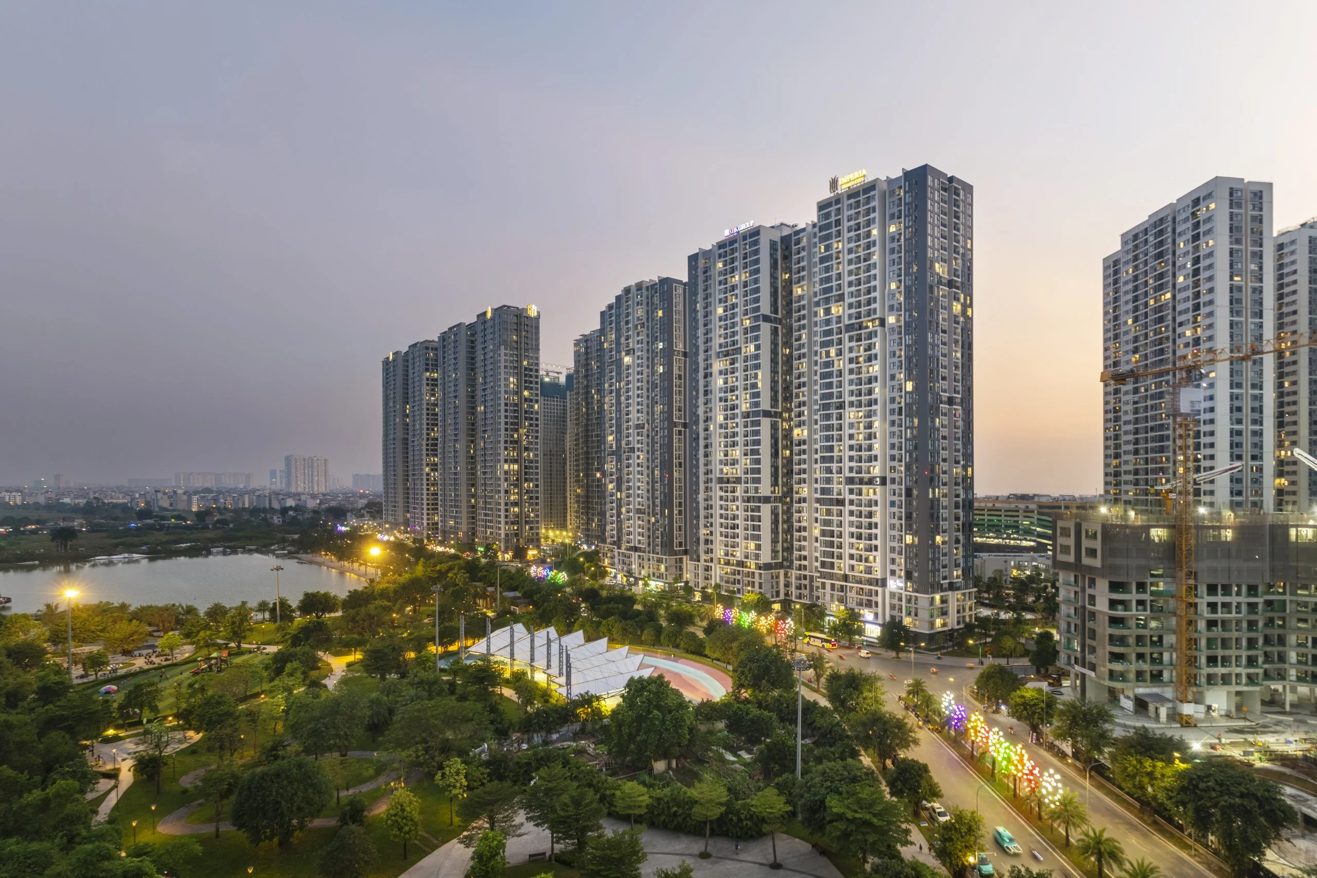 Toàn cảnh dự án Imperia Smart City kề cận công viên trung tâm