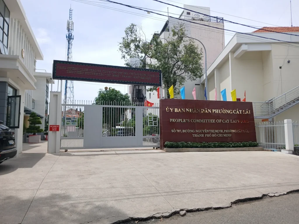 Trụ sở UBND phường Cát Lái tại số 707 đường Nguyễn Thị Định
