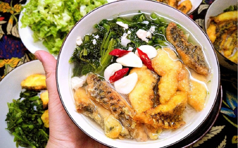 Ẩm Thực Đồng Rô nổi bật với nhiều món ăn hấp dẫn và không gian ấm cúng