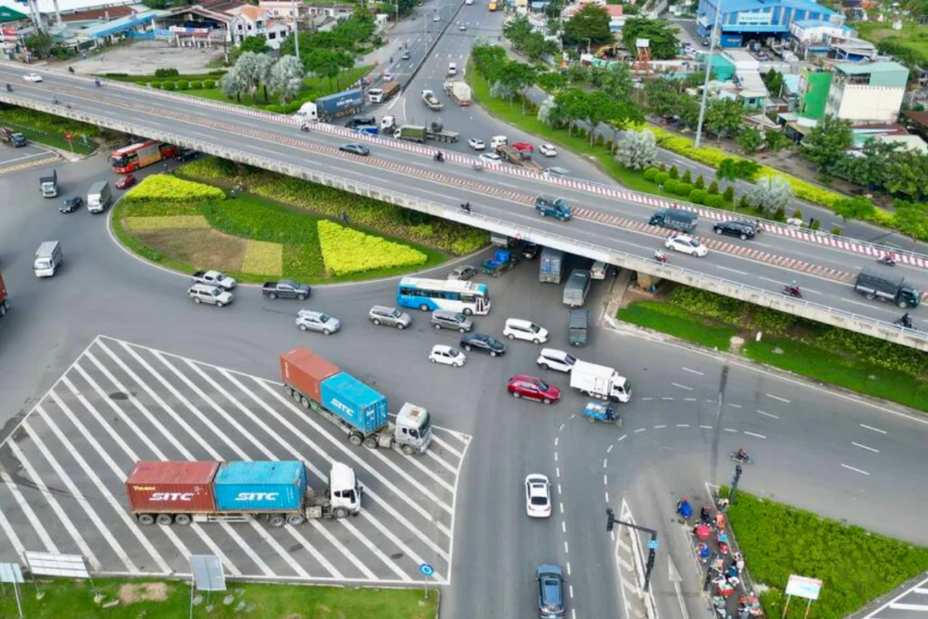 Cập nhật thông tin thực tế cầu vượt Nguyễn Văn Linh Quốc lộ 1A