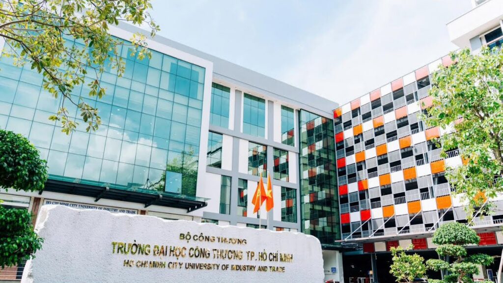 Tiện ích xung quanh trường Đại học Công thương TPHCM
