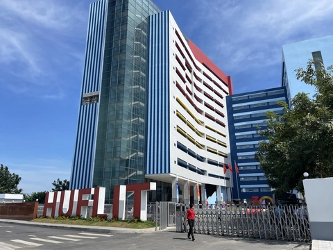 Sinh viên trường Đại học Ngoại ngữ Tin học TP.HCM