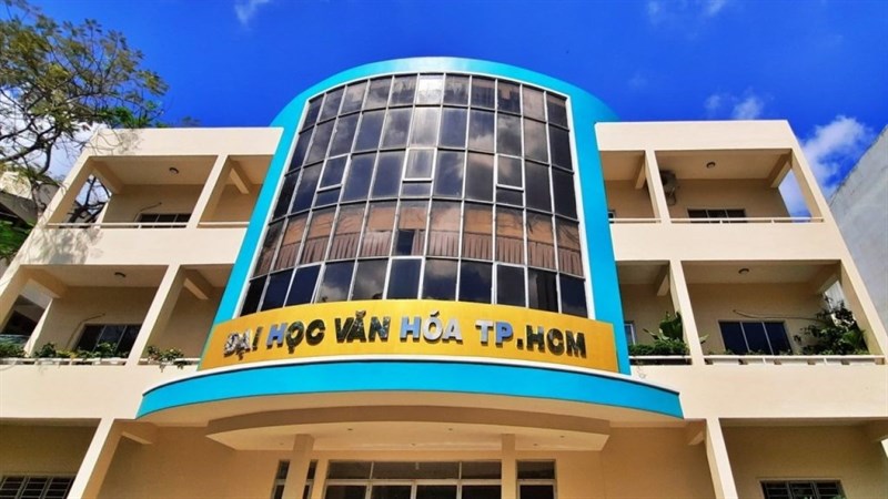 Trường Đại học Văn hóa TPHCM với khuôn viên và tòa nhà hiện đại