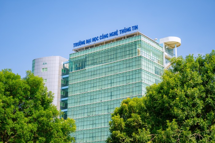 Trường Đại học Công nghệ Thông tin – Đại học Quốc gia TPHCM Toàn cảnh khuôn viên hiện đại của trường đại học công nghệ thông tin đhqg tp hcm