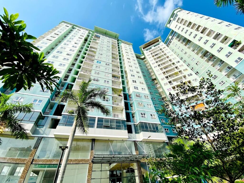 Khu dân cư và căn hộ cho thuê gần các trường đại học ở Tân Phú với môi trường sống thuận tiện