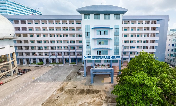 Học viện Hàng Không