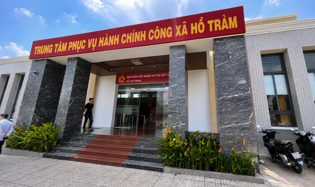 Trụ sở UBND xã Hồ Tràm đi vào hoạt động ổn định từ năm 2025
