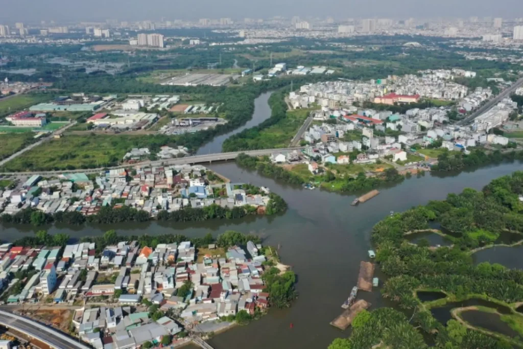Sự phát triển các dịch vụ ăn uống đi liền với đô thị hóa nhanh chóng