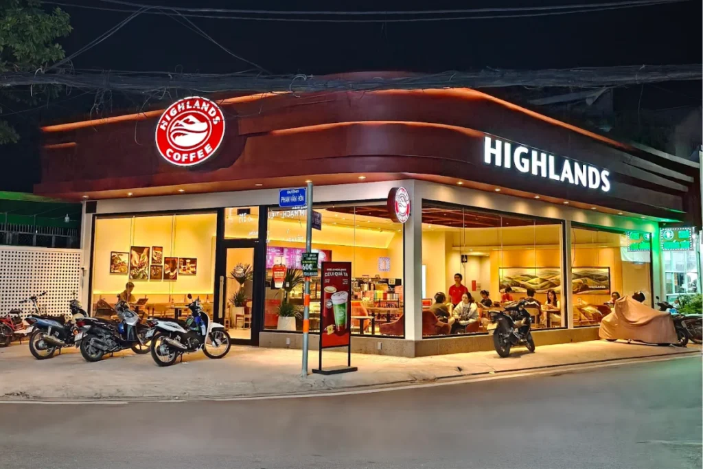Những chuỗi cà phê lớn nâng tầm chất lượng dịch vụ