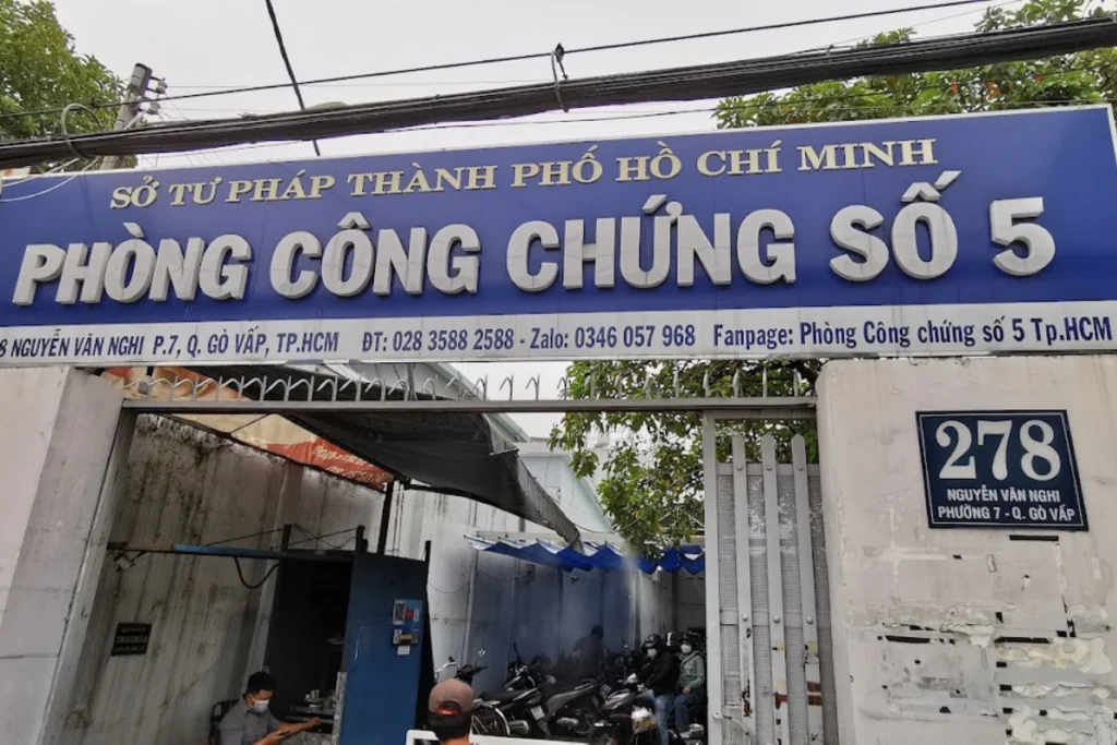 Trụ sở Phòng công chứng số 5 khang trang, thuận tiện cho người dân đến giao dịch