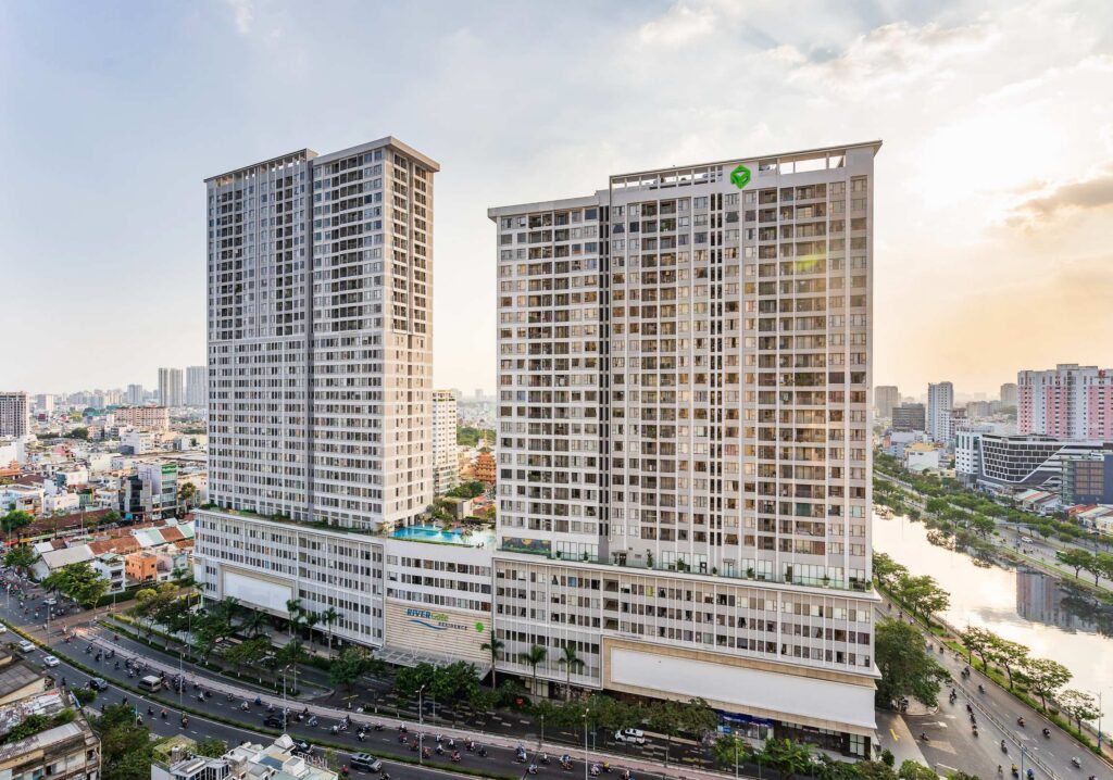 Đánh giá vị trí đắc địa trong bài review River Gate Q4