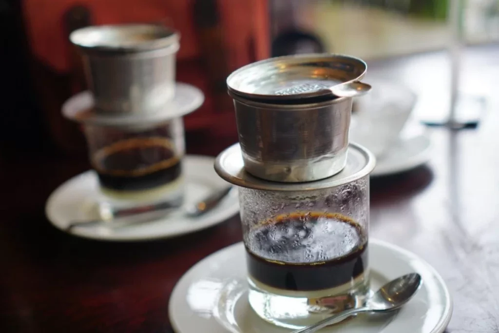 Hương vị cà phê truyền thống mang lại sự tỉnh táo khởi đầu ngày mới