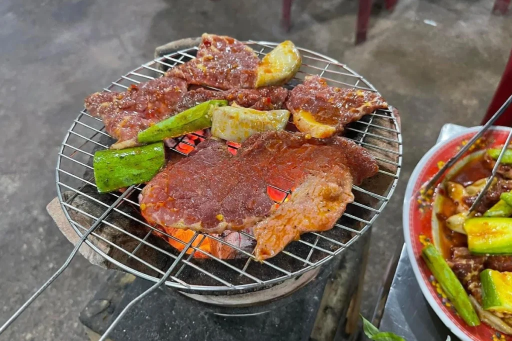 Các quán ăn ngon xã Tân An Hội thu hút đông đảo thực khách