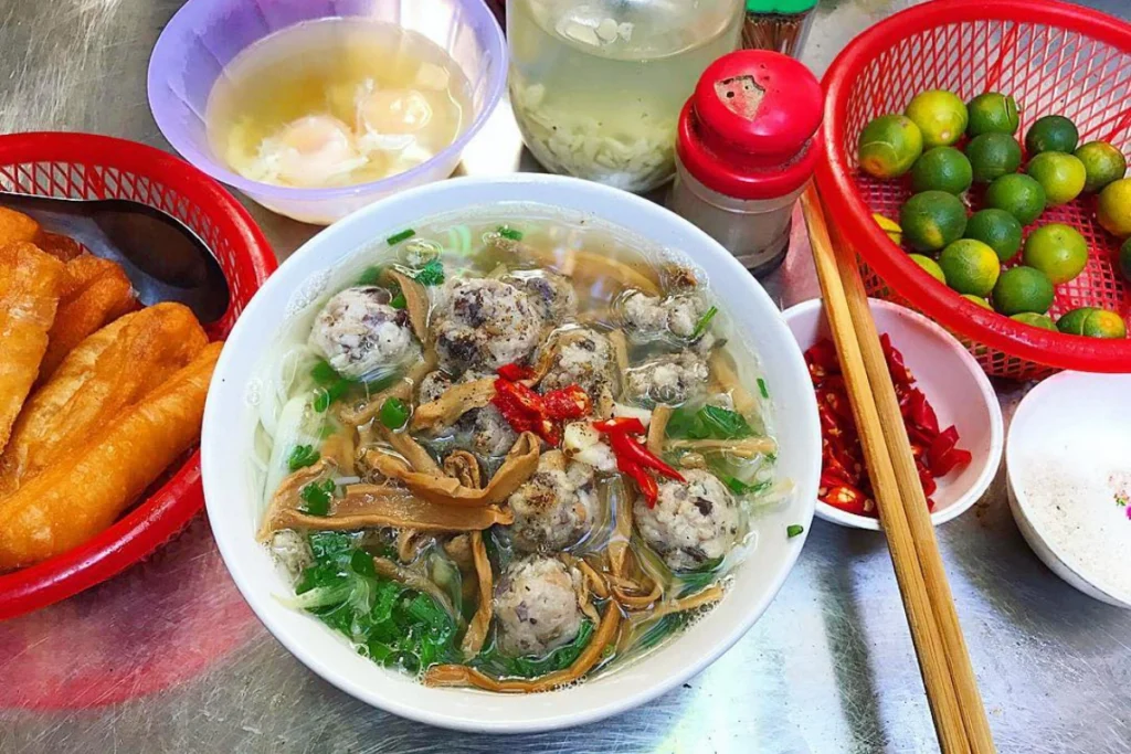 Những quán ăn sáng ngon ở phường Long Trường