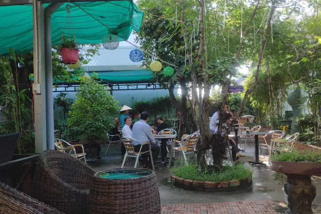 Không gian xanh mát là điểm nhấn thu hút