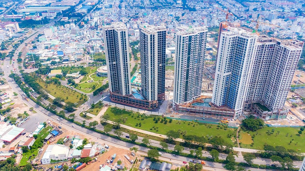 Tìm mua căn hộ Eco Green Saigon và Saigon Royal trên nền tảng Nhà Tốt