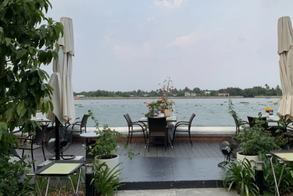 Không gian sinh thái miệt vườn