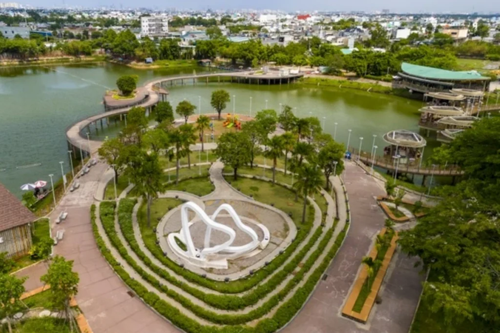 Xã Nhà Bè đa dạng các loại hình dịch vụ
