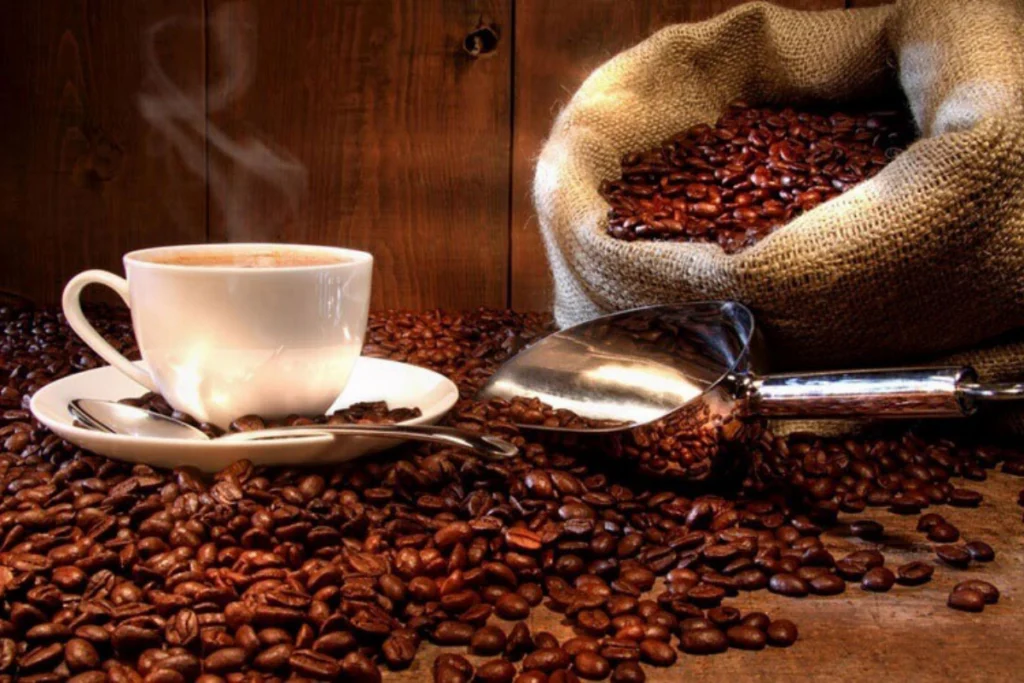 Trải nghiệm hương vị thức uống pha chế độc đáo tại các quán cà phê hiện đại