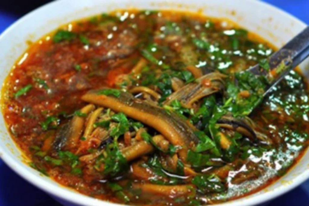 Món súp lươn cay nồng