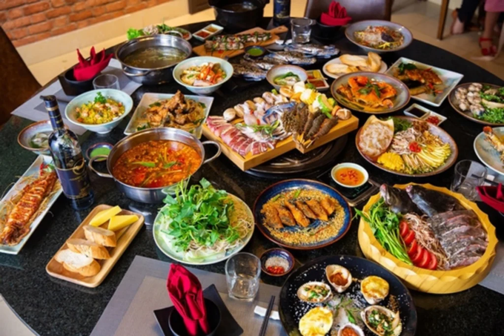 Sự phát triển của ngành dịch vụ ăn uống