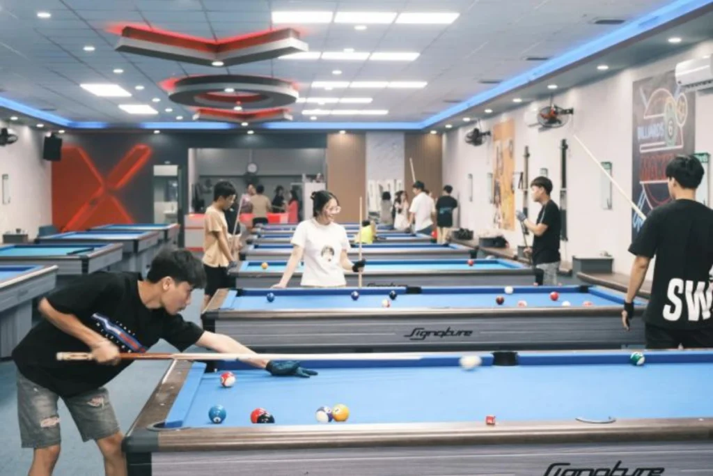 Môi trường giải trí bida lành mạnh giúp nâng cao sự tập trung sau những giờ học tập