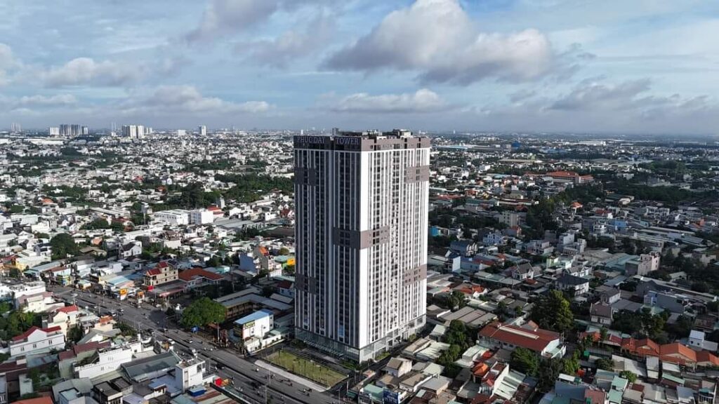 Review Phúc Đạt Tower Dĩ An Bình Dương: Đánh giá chi tiết nhất Review Phúc Đạt Tower Dĩ An Bình Dương toàn cảnh mặt tiền Quốc lộ 1K