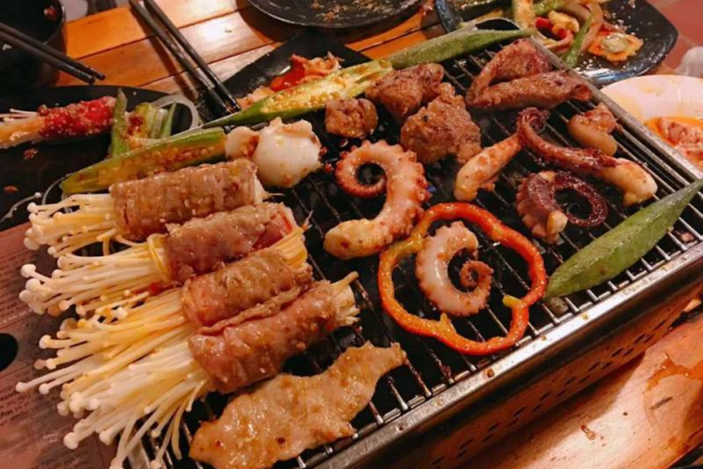 Ẩm thực hải sản luôn là sự lựa chọn ưu tiên cho các buổi tiệc liên hoan