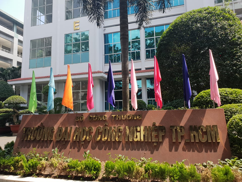 Nên ở Gò Vấp hay Quận 12 khi học Công Nghiệp?