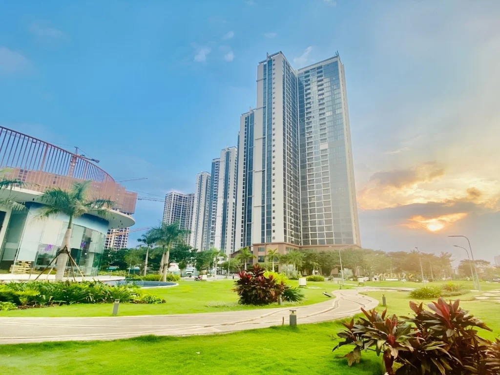 Đánh giá thực tế hệ thống tiện ích xung quanh Eco Green Sài Gòn Quận 7 Khuôn viên xanh mát và quy mô hiện đại của tổ hợp căn hộ Eco Green Sài Gòn