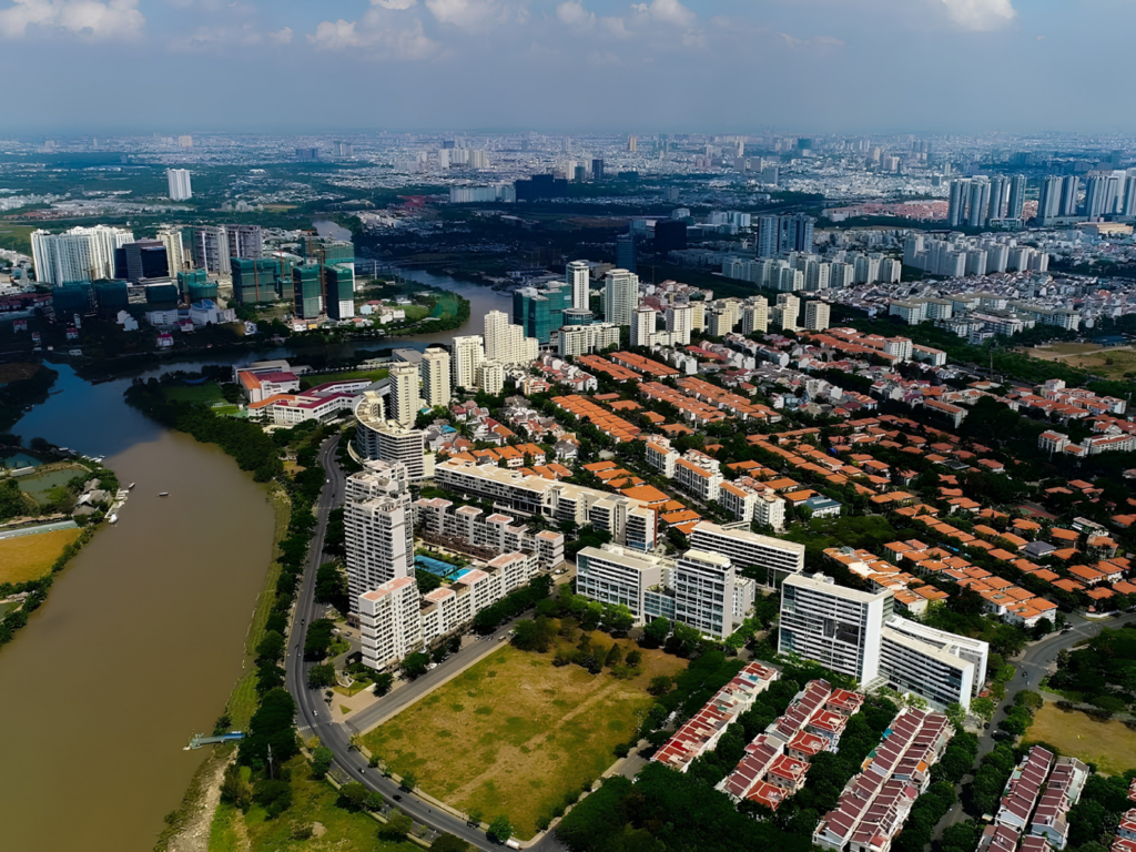 Đánh giá thực tế hệ thống tiện ích khu vực huyện Nhà Bè cho cư dân an cư Tốc độ đô thị hóa mạnh mẽ biến Nhà Bè thành trung tâm an cư hiện đại và thoáng đãng
