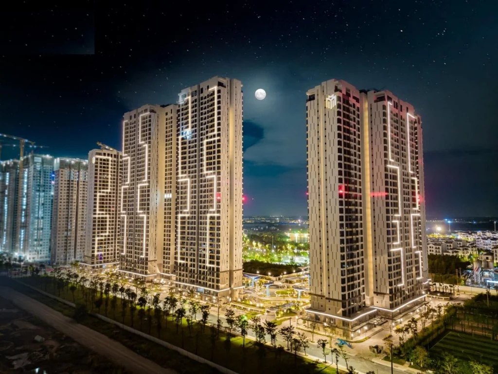 Phân tích thực tế không gian sống và hệ thống tiện ích Masteri Centre Point Vẻ đẹp lung linh và sang trọng về đêm của các tòa tháp căn hộ Masteri Centre Point.