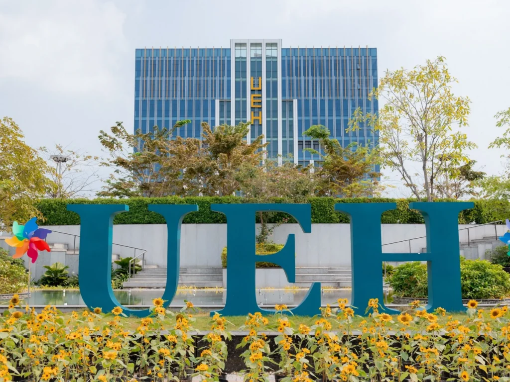 đại học Kinh tế TPHCM