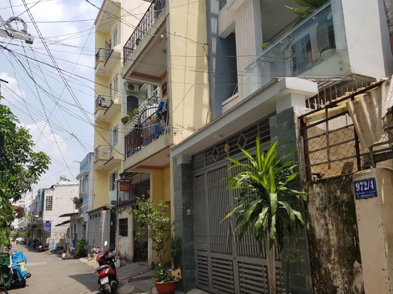 Thuê nhà nguyên căn Hóc Môn hay Quận 12: Nên chọn khu vực nào?