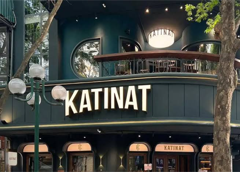 Mặt tiền thương hiệu Katinat Saigon Kafe sang trọng