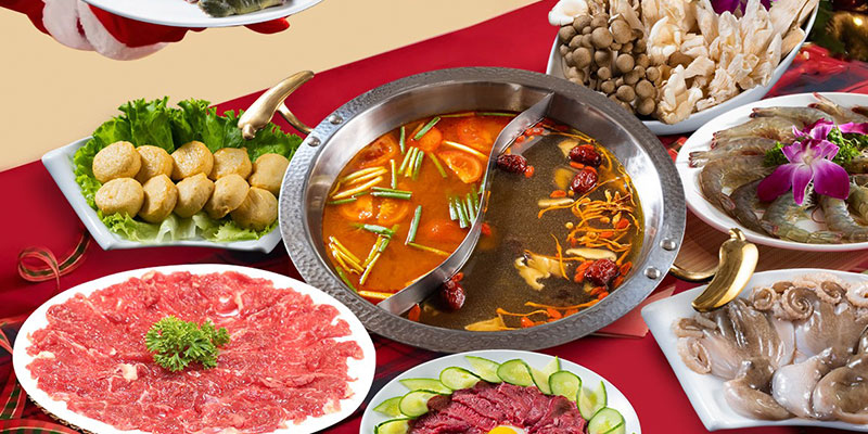 Set lẩu hai ngăn phong phú hải sản và thịt bò tươi ngon