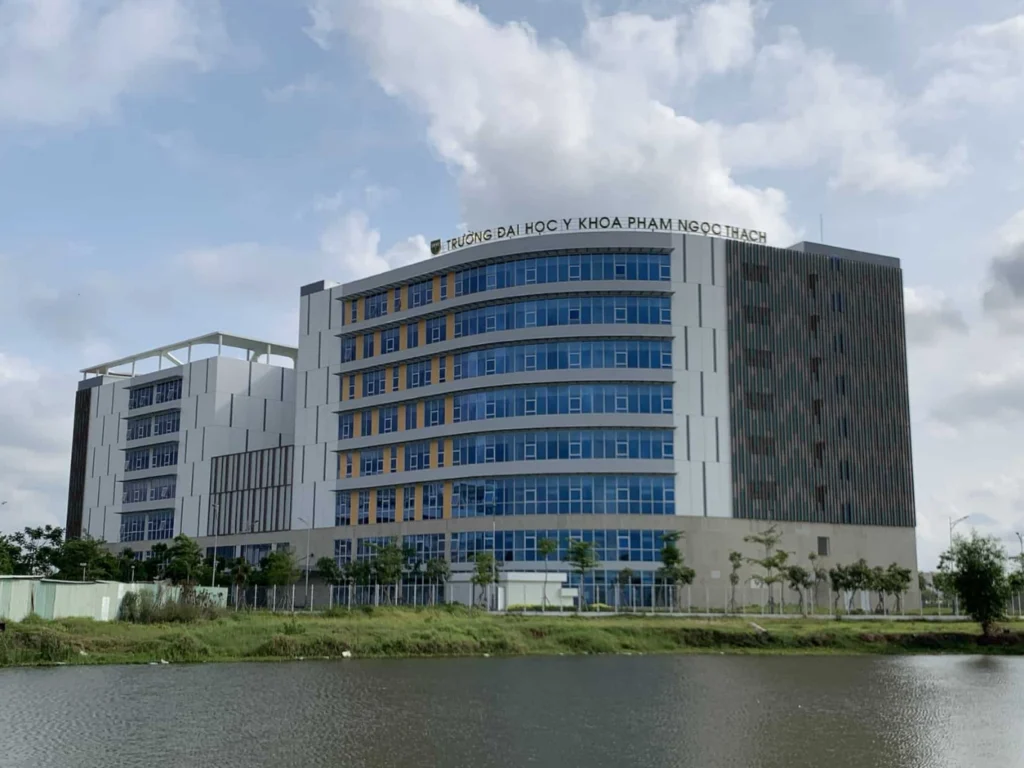 Gợi ý khu vực thuê phòng trọ gần đại học Y khoa Phạm Ngọc Thạch đại học Y khoa Phạm Ngọc Thạch