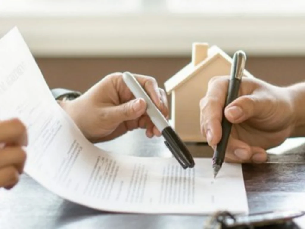 Mọi thỏa thuận về chi phí và tính hoàn trả cần được ghi chép rõ ràng trong hợp đồng bằng văn bản