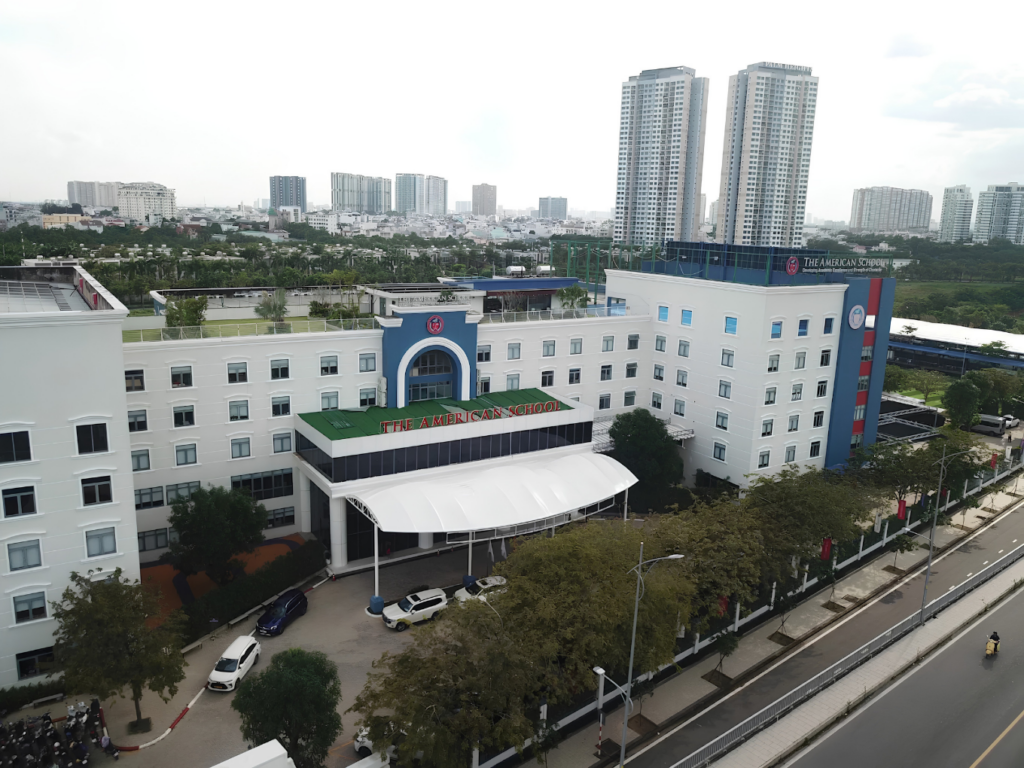 Trường Quốc tế TAS (The American School) nằm gần dự án, mang lại môi trường học tập chất lượng cho con em cư dân