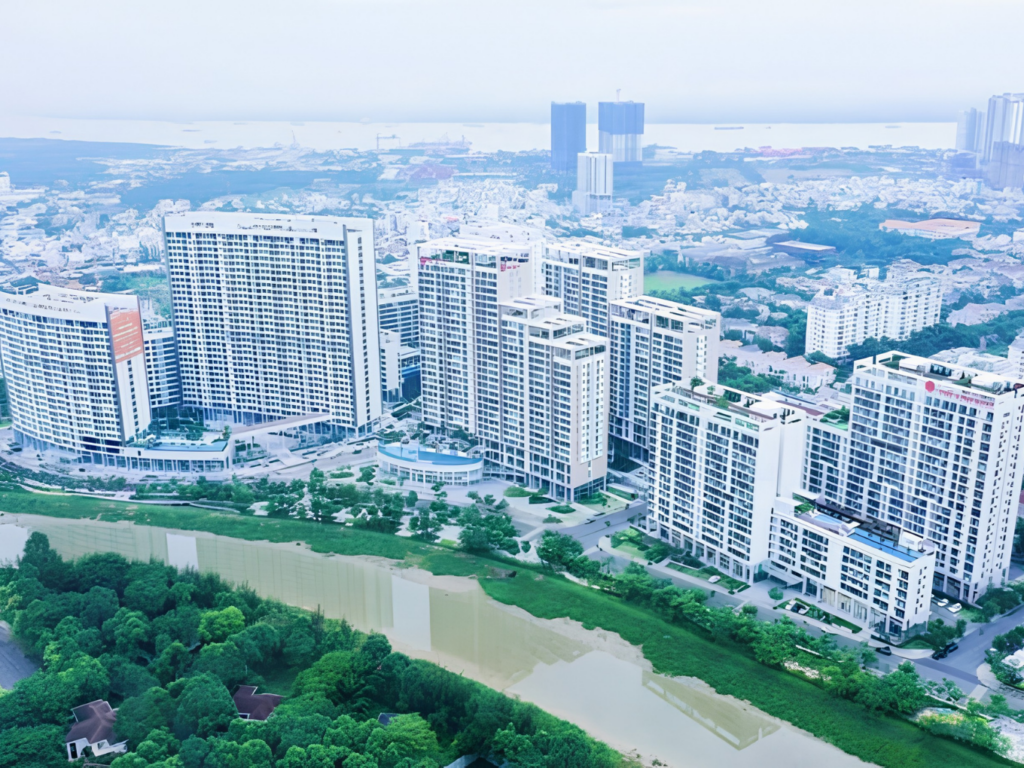 Vị trí dự án ôm trọn dòng sông Rạch Đĩa và kết nối thẳng ra trục thương mại lớn Nguyễn Lương Bằng